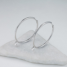 Серьги из белого золота с бриллиантом