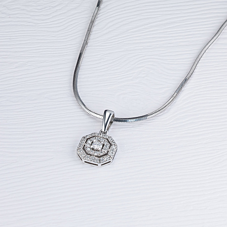 Подвеска из белого золота