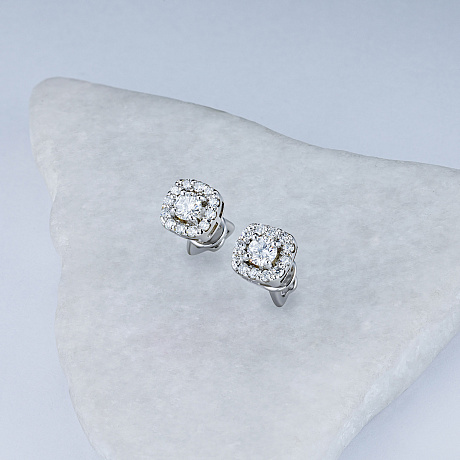 Пусеты из белого золота