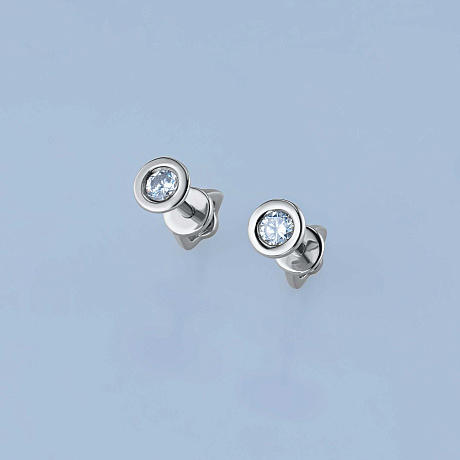 Пусеты из белого золота с бриллиантами