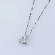 Подвеска из белого золота c бриллиантами