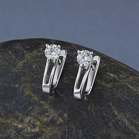 Серьги из комбинированного золота с бриллиантами