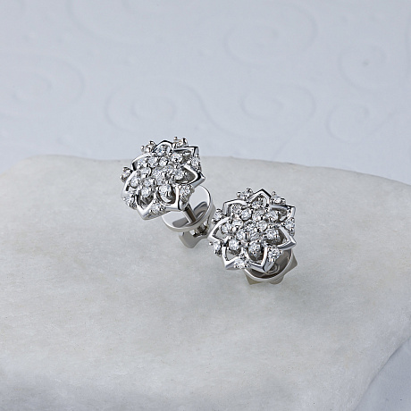 Пусеты из белого золота