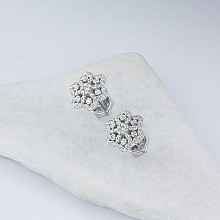 Пусеты из белого золота c бриллиантами