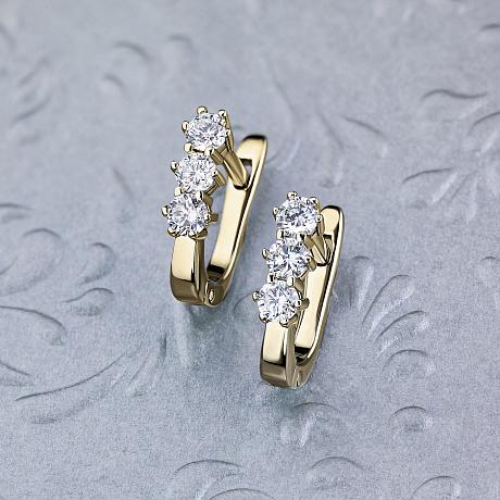 Серьги из желтого золота с бриллиантами