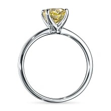 Помолвочное кольцо из белого золота с бриллиантом