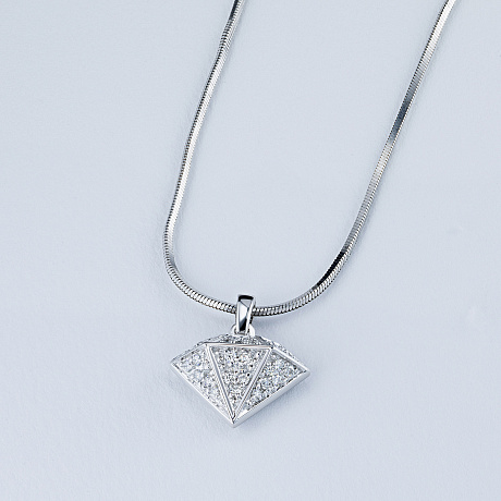 Подвеска из белого золота