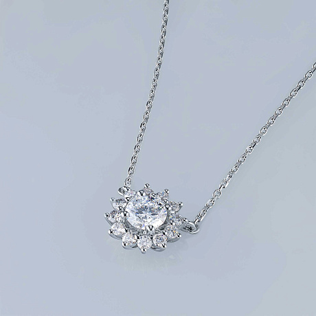 Колье из белого золота