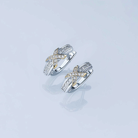 Серьги из комбинированного золота с бриллиантами