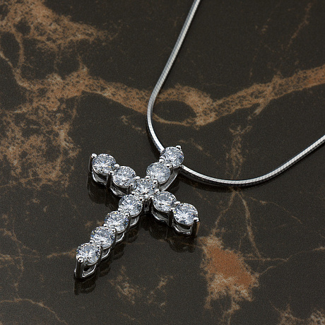 Подвеска из комбинированного золота с бриллиантами