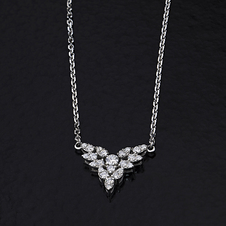 Колье из белого золота