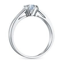 Кольцо из белого золота с бриллиантом