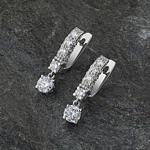 Серьги из комбинированного золота с бриллиантами