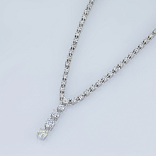 Колье из белого золота c бриллиантами