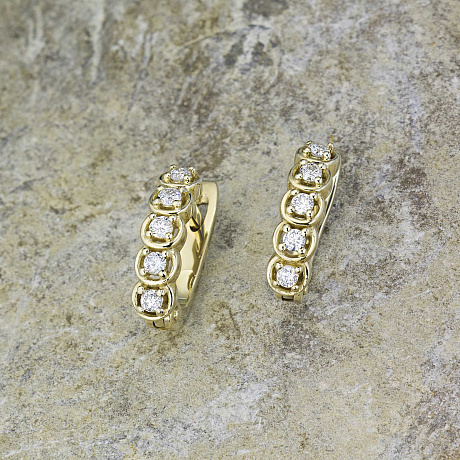 Серьги из желтого золота с бриллиантами