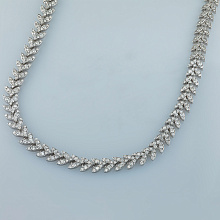 Колье из белого золота c бриллиантами