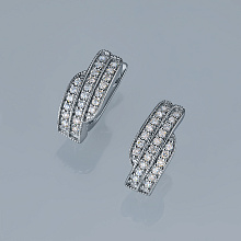 Серьги из серебра c бриллиантами