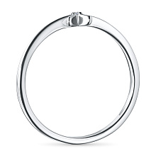 Кольцо из белого золота с бриллиантом