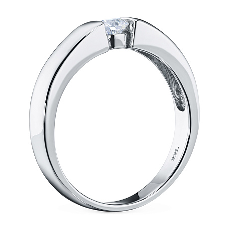 Помолвочное кольцо из комбинированного золота с бриллиантом