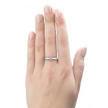 Помолвочное кольцо из серебра с бриллиантом