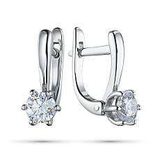 Серьги из белого золота с бриллиантом