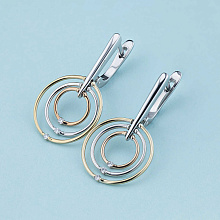 Серьги из комбинированного золота с бриллиантами