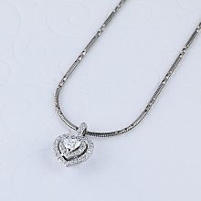 Подвеска из белого золота c бриллиантами