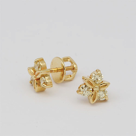 Пусеты из комбинированного золота с бриллиантами