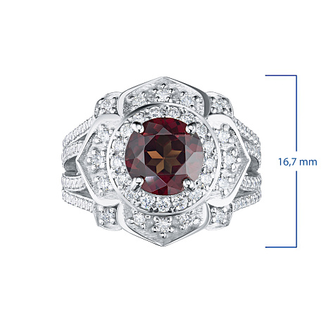 Кольцо из белого золота с бриллиантами и гранатом