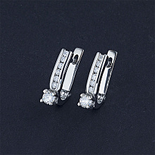 Серьги из комбинированного золота с бриллиантами