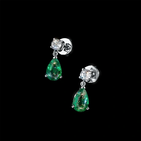 Пусеты из серебра с изумрудами и топазами