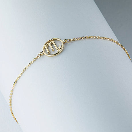 Браслет скорпион из желтого золота с бриллиантом