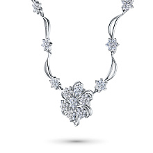 Колье из белого золота с бриллиантами