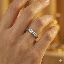 Кольцо из белого золота c бриллиантами