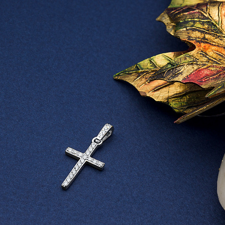 Подвеска из белого золота с бриллиантами