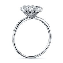 Кольцо из белого золота c бриллиантами