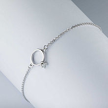 Браслет из белого золота с бриллиантом