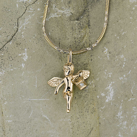 Подвеска из желтого золота с бриллиантом