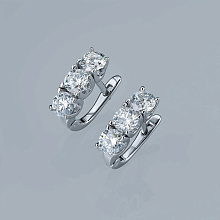 Серьги из белого золота c бриллиантами