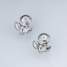 Серьги из серебра с бриллиантом