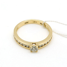 Кольцо из желтого золота с бриллиантами