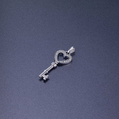 Подвеска из комбинированного золота с бриллиантами