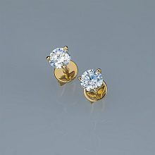 Пусеты из желтого золота с бриллиантом