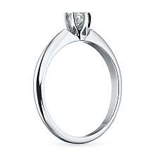 Кольцо из белого золота с бриллиантом