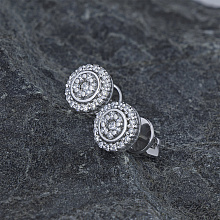 Пусеты из белого золота c бриллиантами