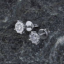 Пусеты из белого золота c бриллиантами