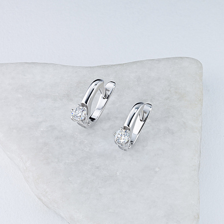 Серьги из белого золота с бриллиантами