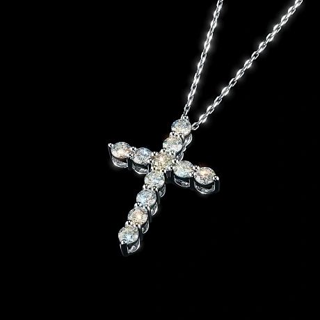 Подвеска из белого золота