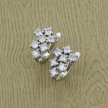 Серьги из белого золота c бриллиантами