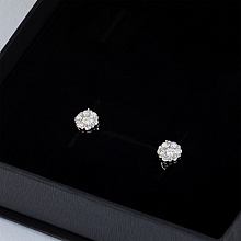 Пусеты из белого золота c бриллиантами